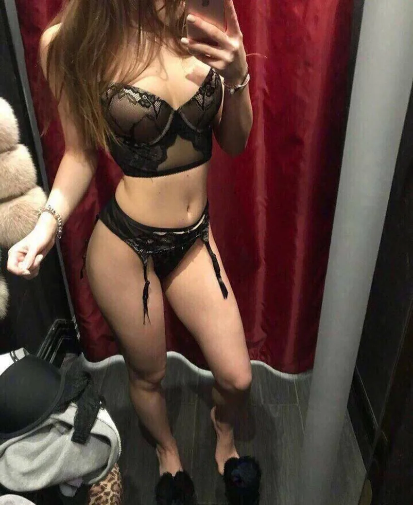 EmiliaBabe76